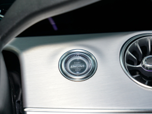 2021Ŀ E 260 4MATIC I܇  п؅^