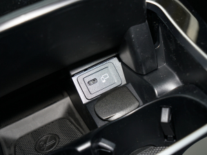 2021Ŀ E 260 4MATIC I܇  п؅^