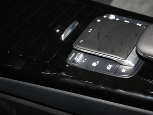 2020��CLA 200 �п؅^