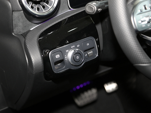 2020��CLA 200 �п؅^