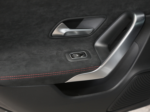 2020��CLA 200 �п؅^(q��)