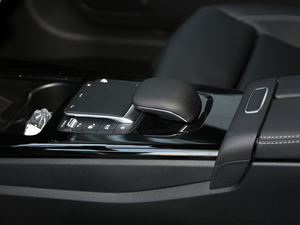 2020��CLA 260 4MATIC �п؅^(q��)