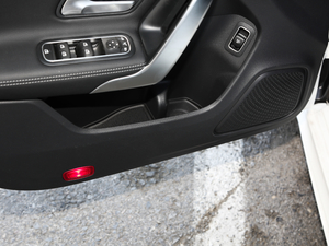 2020CLA 260 4MATIC ǰTg