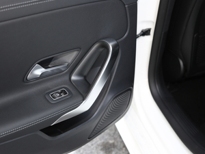 2020CLA 260 4MATIC g