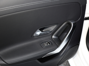 2020CLA 260 4MATIC g