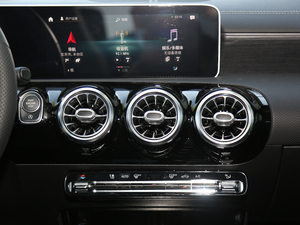2020款CLA 260 4MATIC 空调出风口