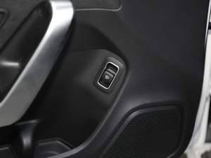 2020��CLA 200 �п؅^