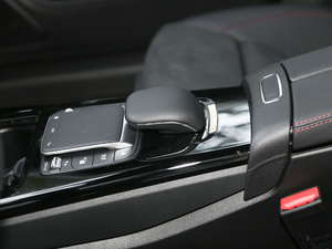 2020��CLA 200 �п؅^