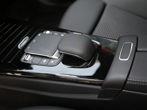 2020A(y) 180 п؅^(q)