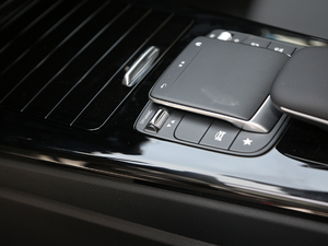 2020A(y) 180 п؅^(q)