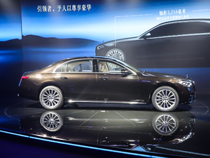 2021S 500 L 4MATIC w^