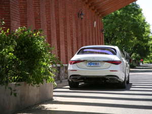 2021款S 500 L 4MATIC 整体外观