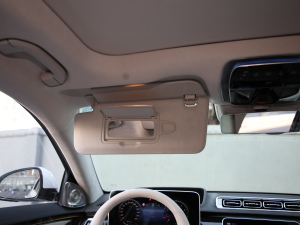 2021款S 500 L 4MATIC 遮阳板（左）