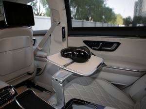 2021款S 500 L 4MATIC 空间座椅