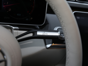 2021款S 500 L 4MATIC 换挡杆