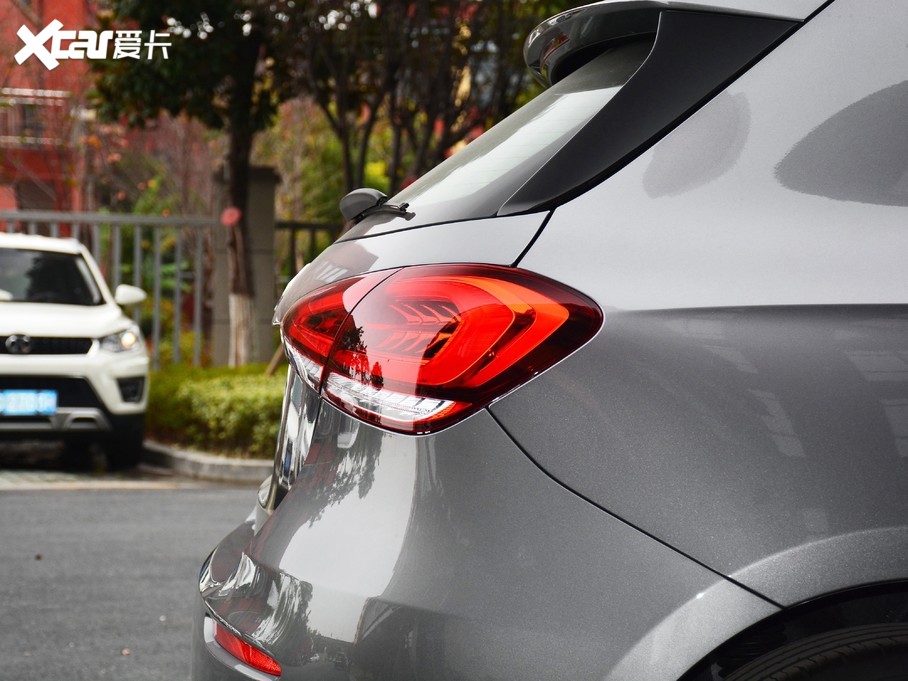 2021YA(M) A 200 Ӹ