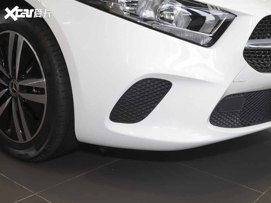 2021��YA��(�M��) A 180