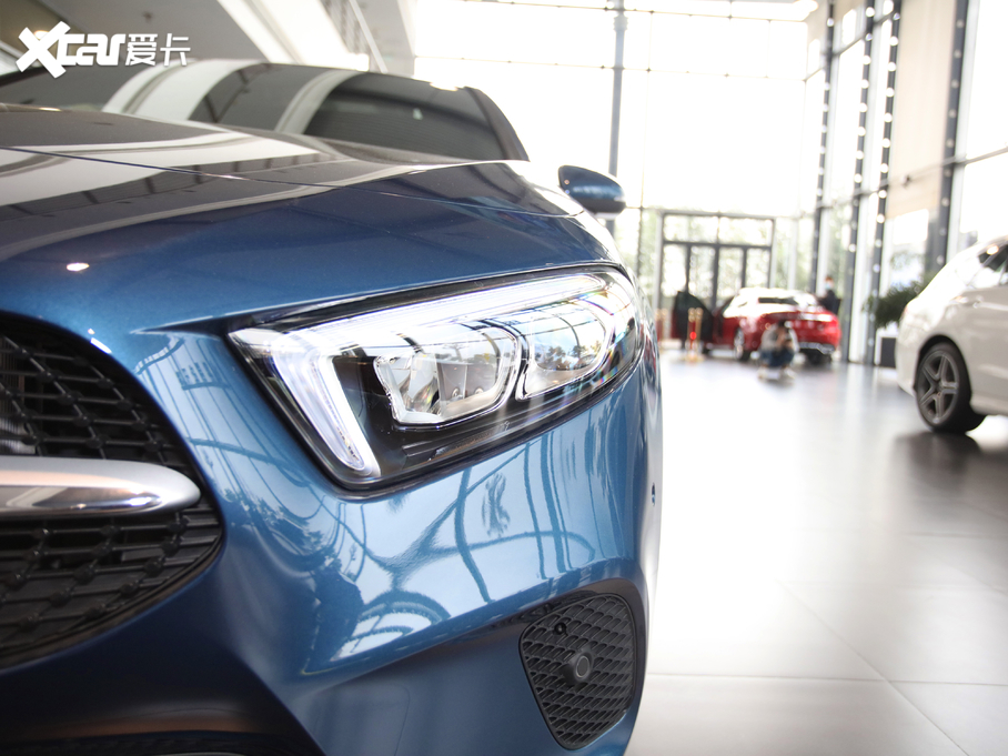 2021YA(M) A 200 r