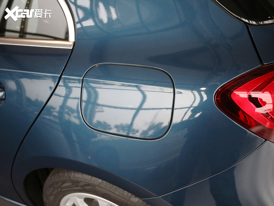 2021YA(M) A 200 r