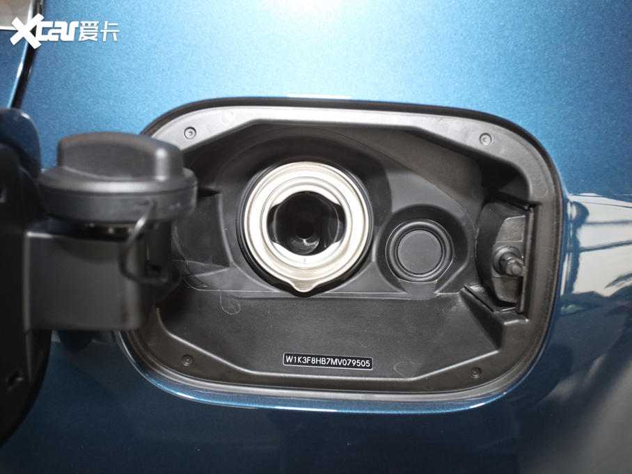 2021YA(M) A 200 r