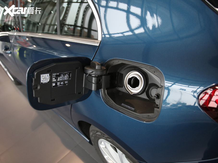 2021YA(M) A 200 r