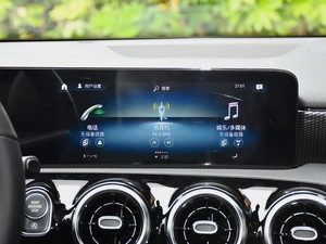 2021款A 200 动感型 中控台显示屏
