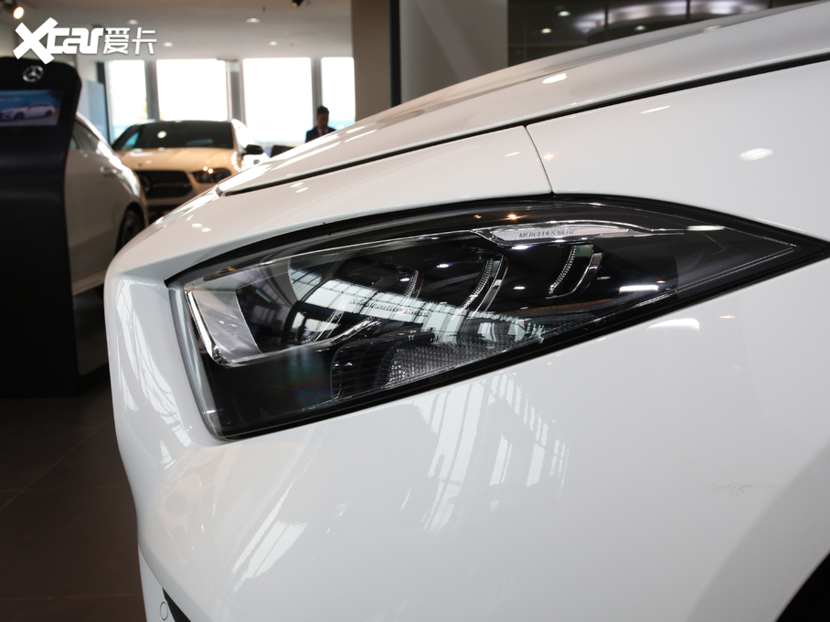 2021YCLS CLS 300 A