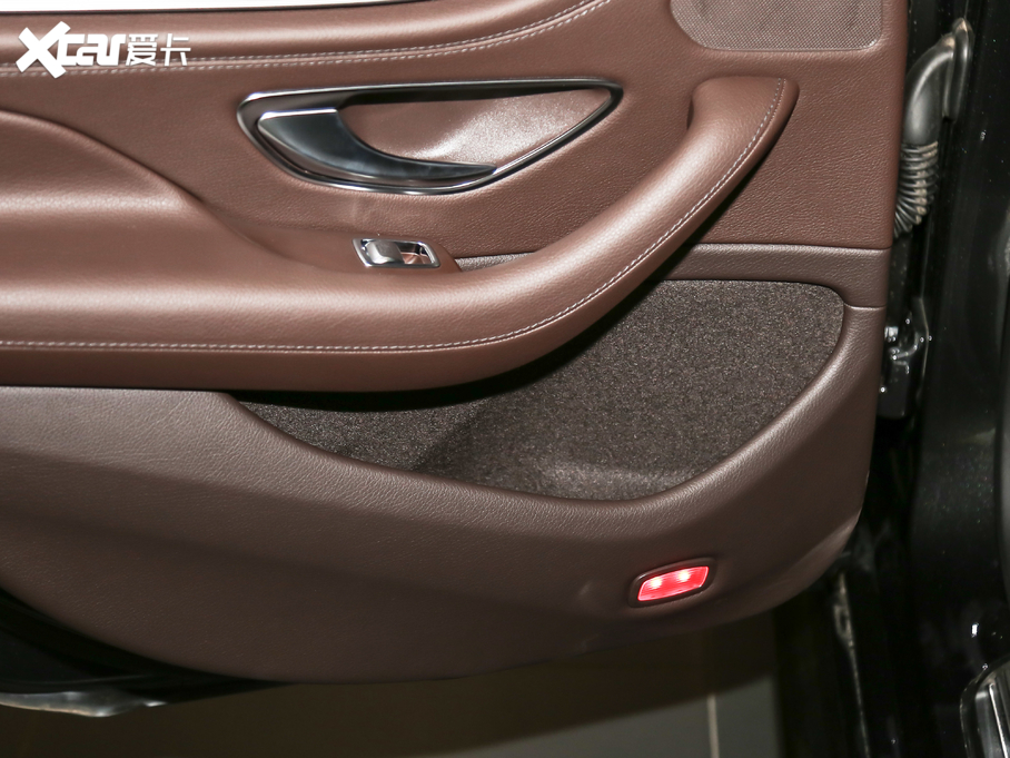 2021YCLS CLS 300 (dng)