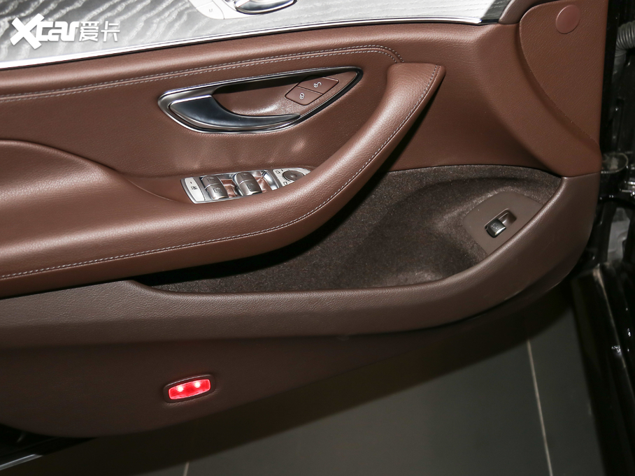 2021YCLS CLS 300 (dng)