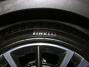 2021CLS 300 Ӹ ݆̥Ʒ