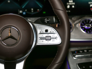 2021CLS 300 Ӹ п؅^