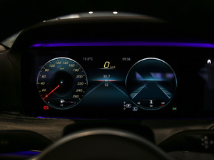 2021款CLS 300 动感型 仪表