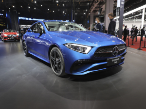 2021款CLS 350 4MATIC 整体外观