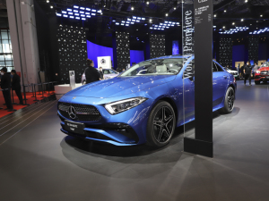2021款CLS 350 4MATIC 整体外观