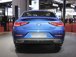 2021款CLS 350 4MATIC 整体外观