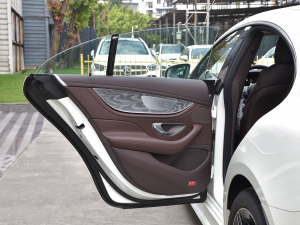 2021Ŀ CLS 300 A ܇T