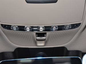 2021Ŀ CLS 300 A п؅^