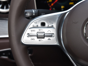 2021Ŀ CLS 300 A п؅^