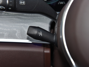 2021Ŀ CLS 300 A п؅^