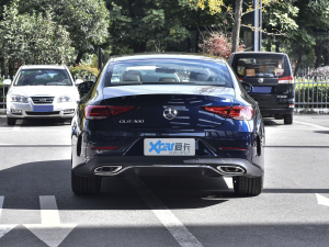 2021款改款 CLS 300 动感型 正后	