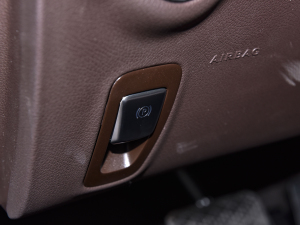 2021Ŀ CLS 300 (dng) v܇Ƅ(dng)