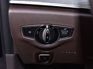 2021Ŀ CLS 300 Ӹ п؅^(q)