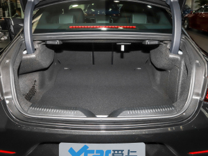 2021款改款 CLS 350 4MATIC 行李厢空间