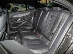 2021款改款 CLS 350 4MATIC 后排座椅