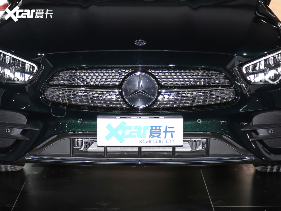 2021��YE���p�T E 260 �I��܇