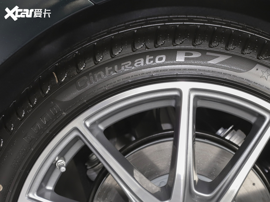 2021��YE���p�T E 260 4MATIC �I��܇