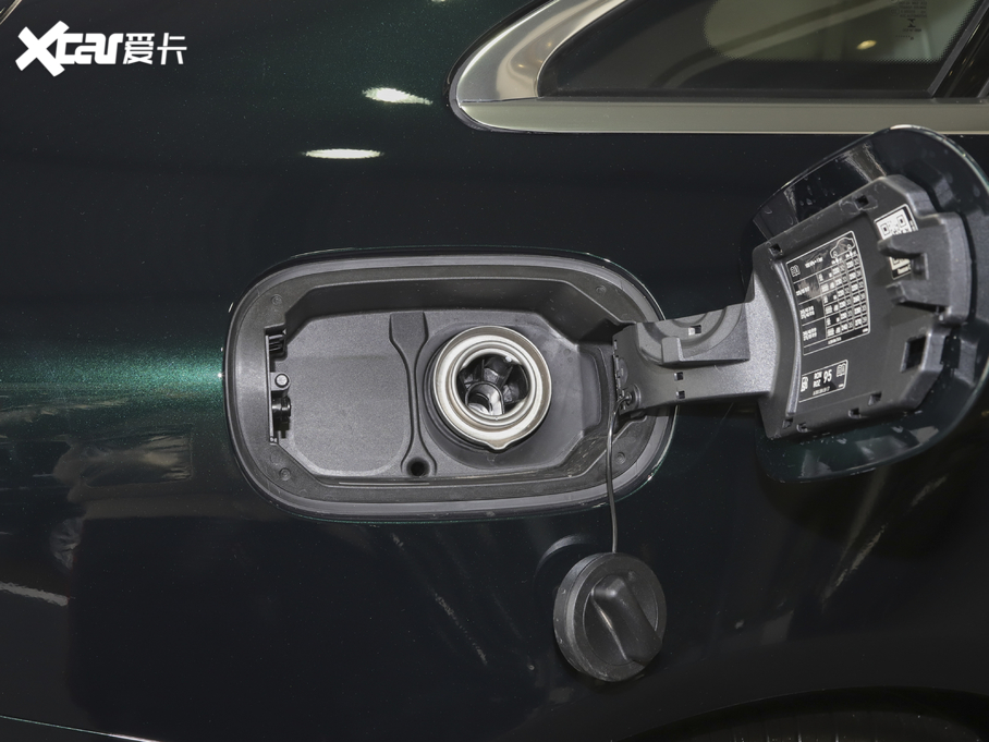 2021��YE���p�T E 260 4MATIC �I��܇