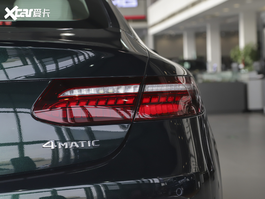 2021��YE���p�T E 260 4MATIC �I��܇