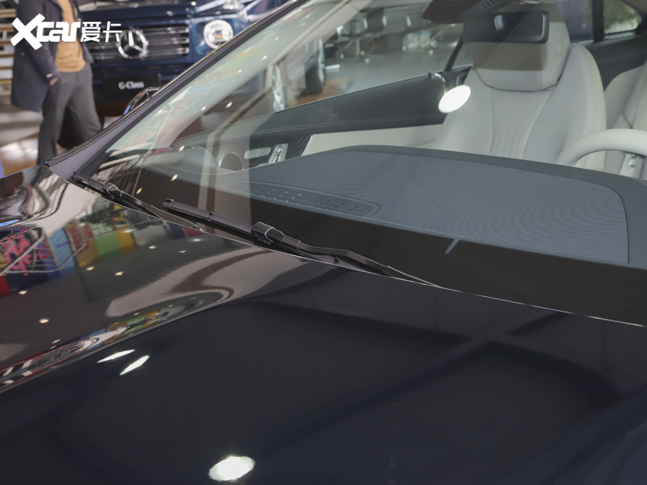 2021��YE���p�T E 260 4MATIC �I��܇