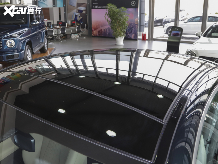 2021��YE���p�T E 260 4MATIC �I��܇